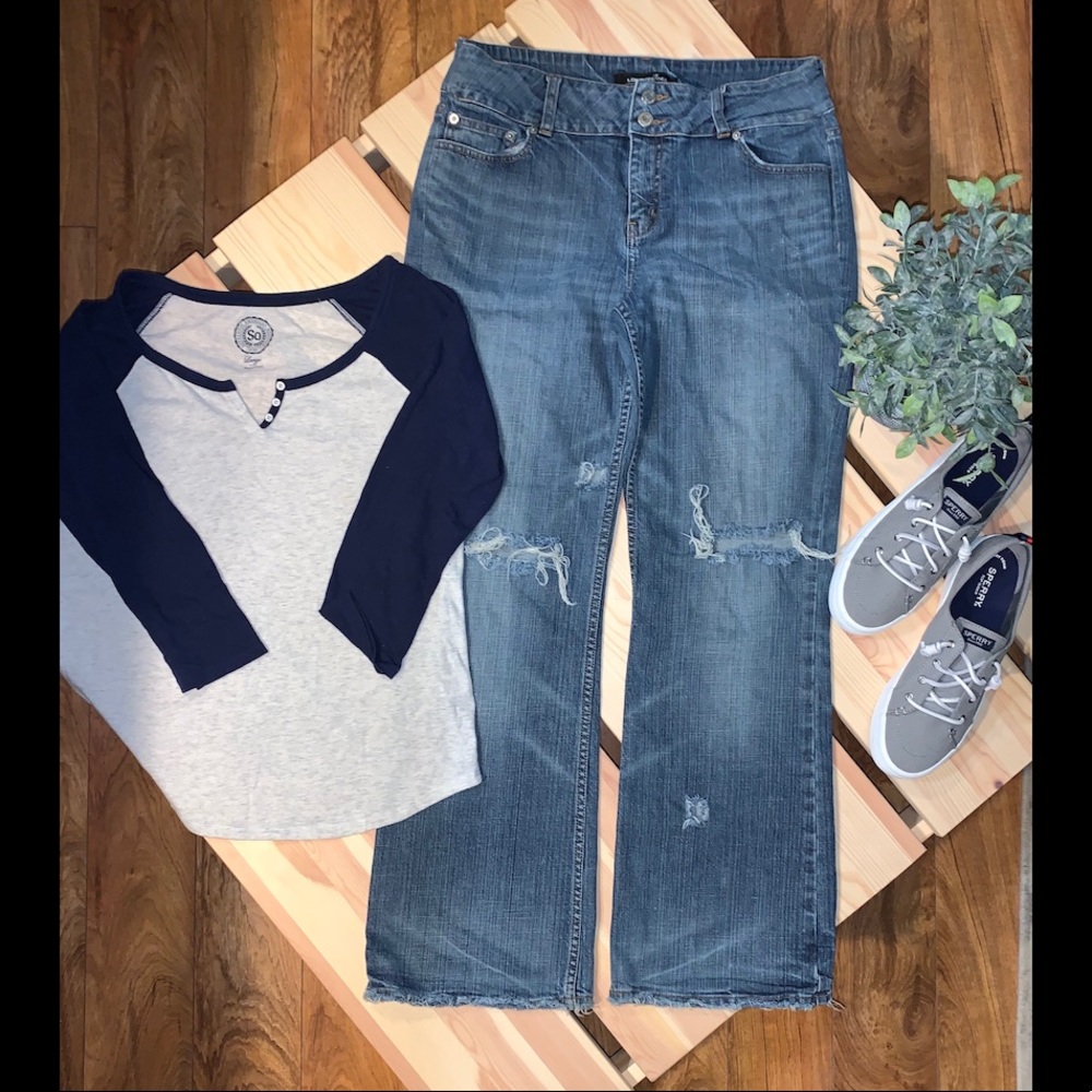 Distressed Stretch Jeans